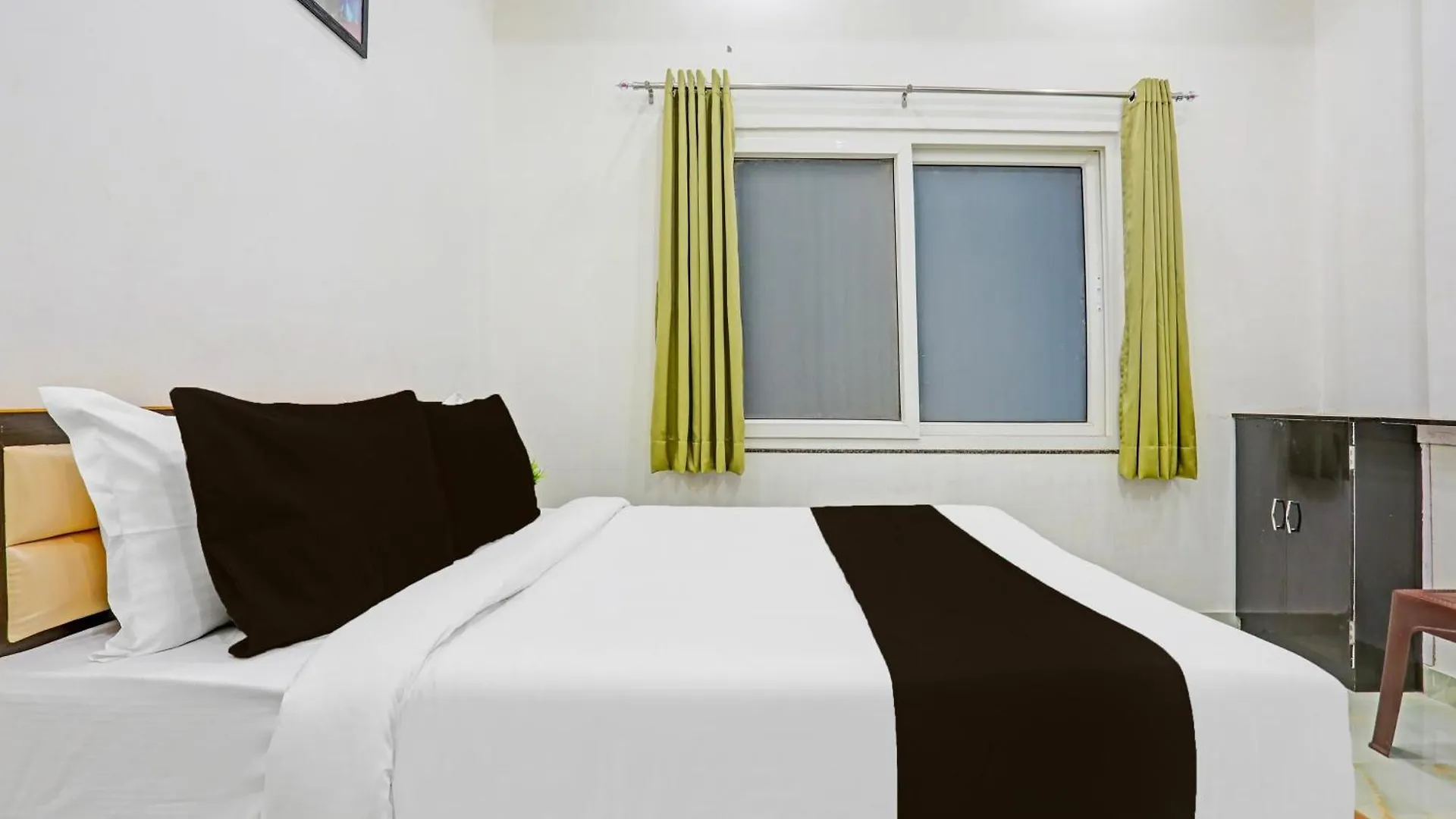 Hotel O The Maruti Paying Guest House Varanasi