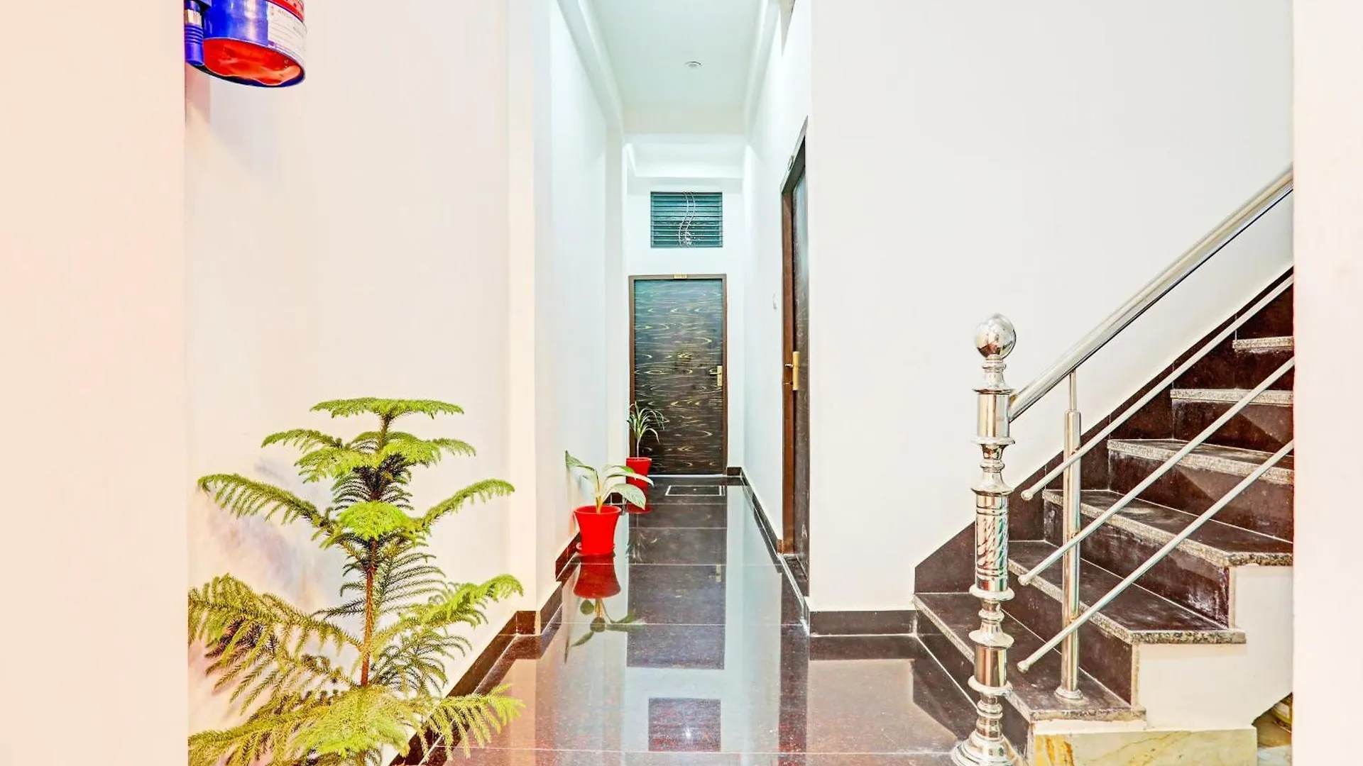 Hotel O The Maruti Paying Guest House Varanasi 0*,